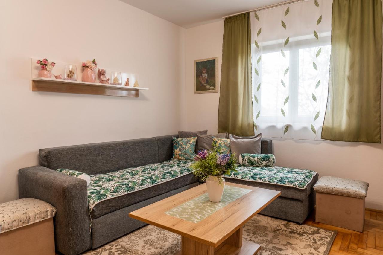 House Silvija Pula Apartment Bagian luar foto