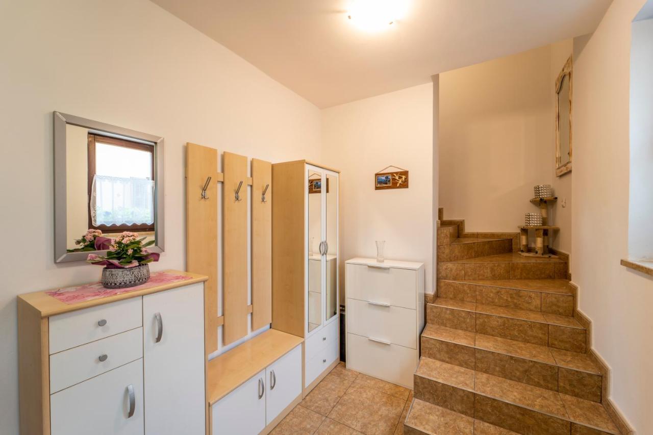 House Silvija Pula Apartment Bagian luar foto