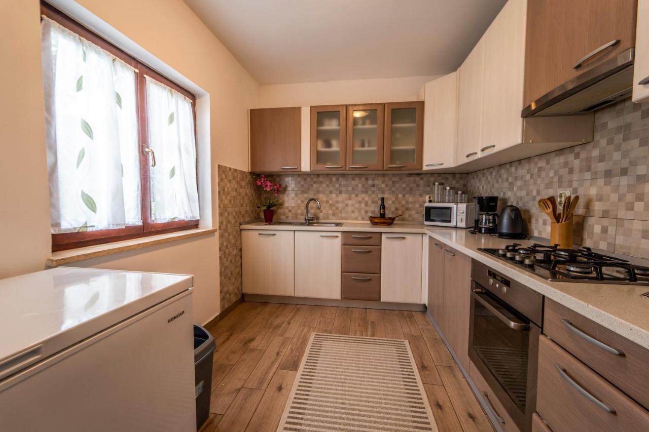House Silvija Pula Apartment Bagian luar foto