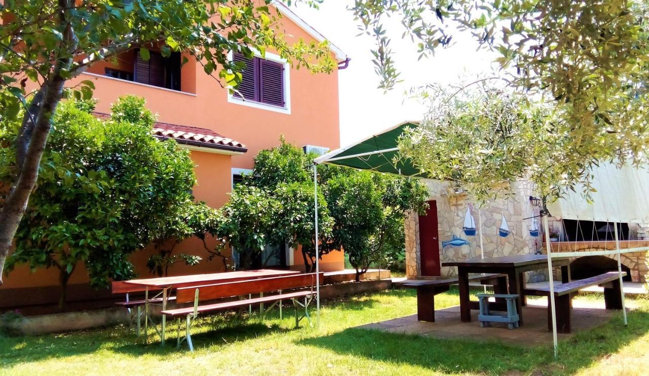 House Silvija Pula Apartment Bagian luar foto