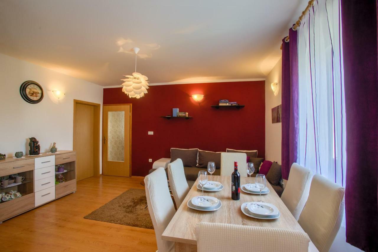 House Silvija Pula Apartment Bagian luar foto