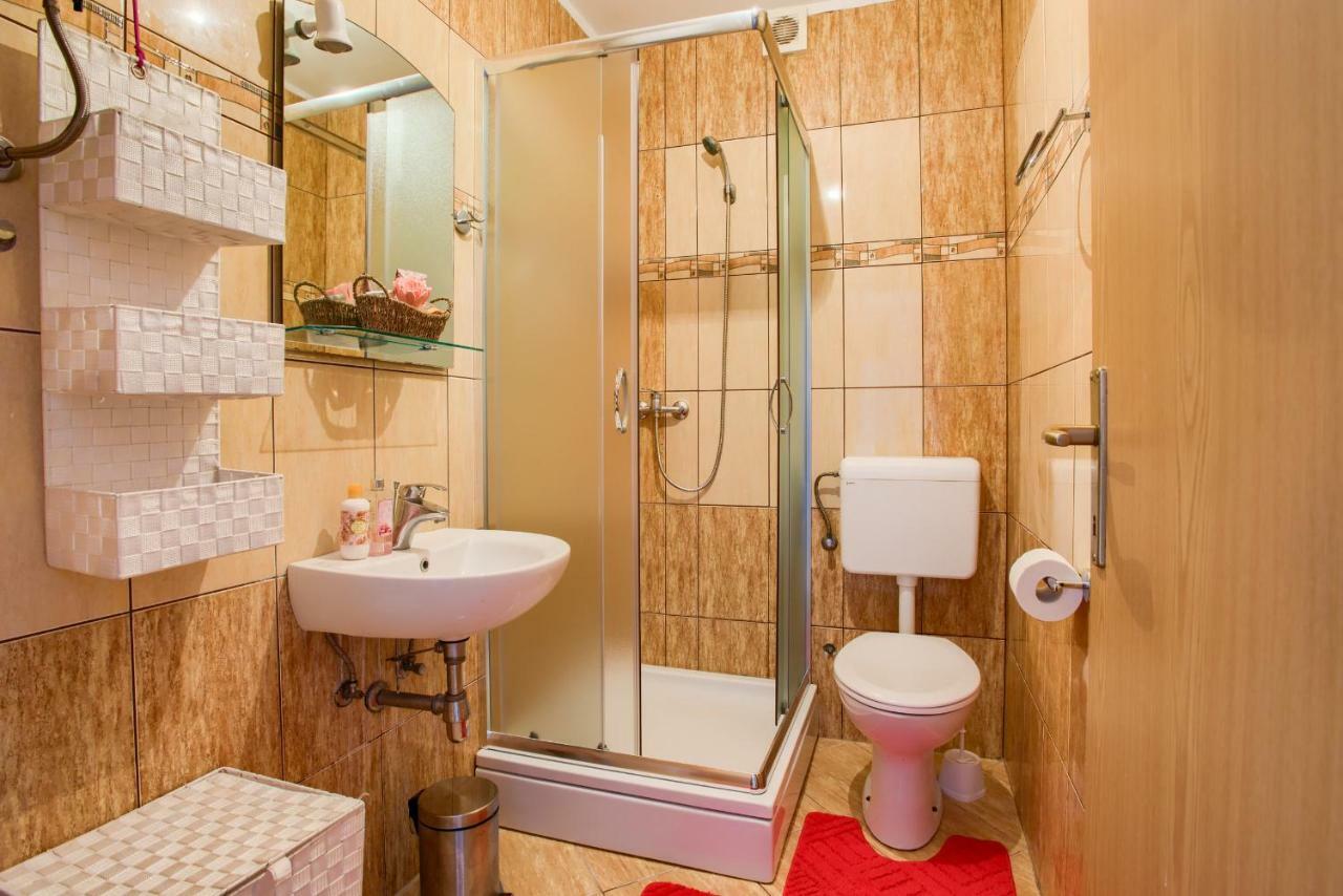 House Silvija Pula Apartment Bagian luar foto