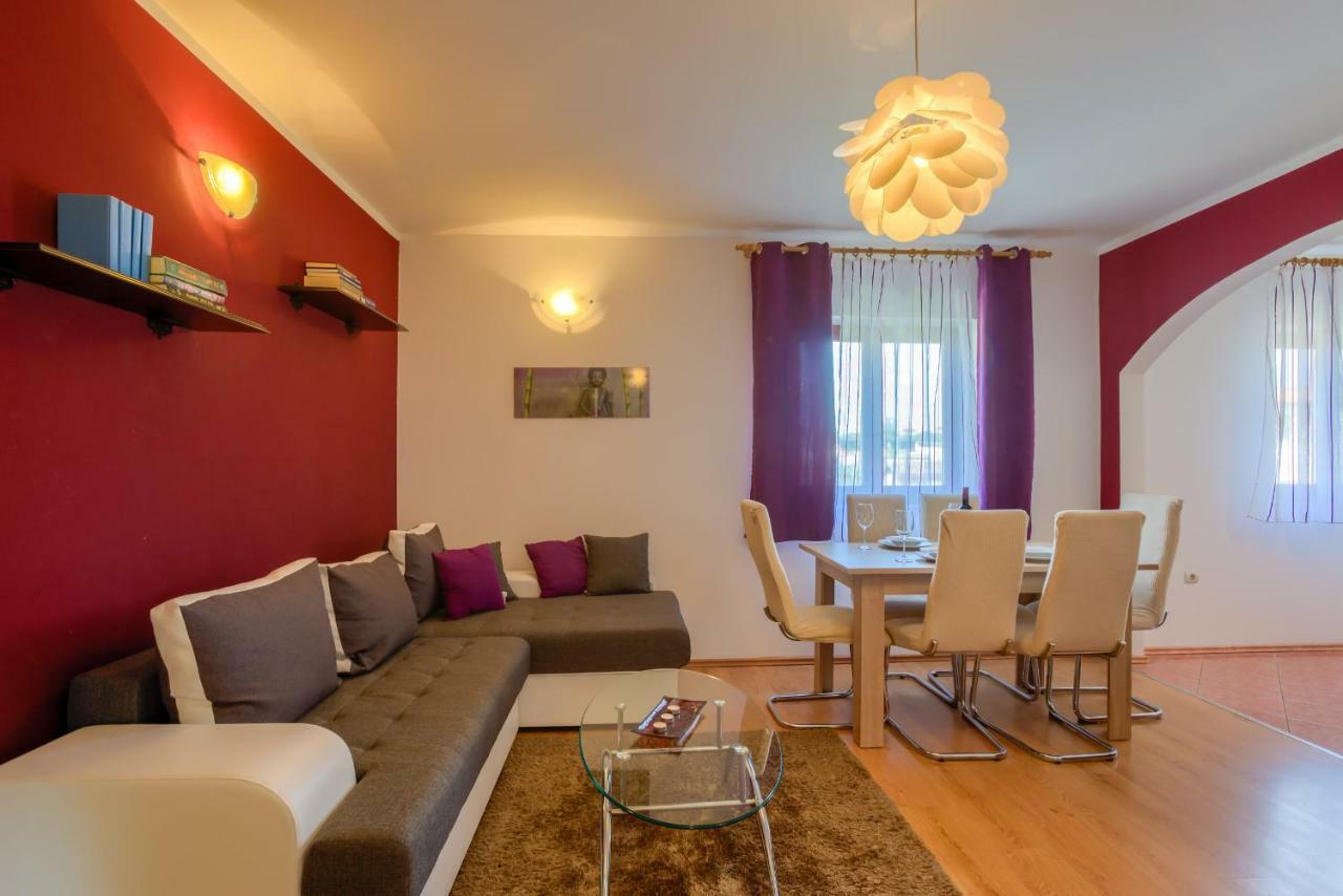 House Silvija Pula Apartment Bagian luar foto