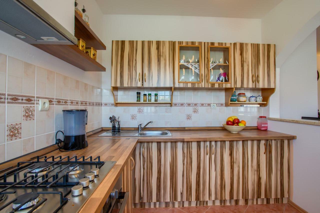 House Silvija Pula Apartment Bagian luar foto