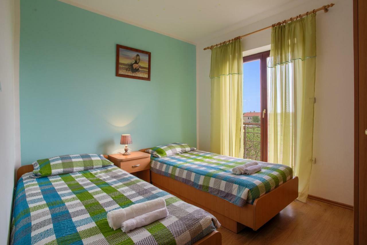 House Silvija Pula Apartment Bagian luar foto